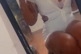 🥰Nina Simone😍 HERE FOR A SHORT TIME ONLY💙 Classy Companion For Business😍 - Image 1