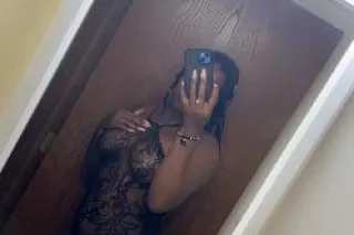 PrettyBabe_ - Image 1