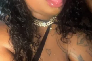 🎱🖤💲Fine Ass 🖤BBW 🖤Suckable Lip... - Image 4
