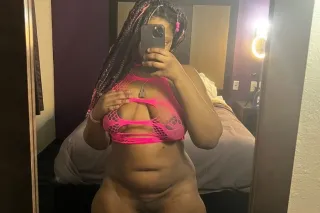 OUTCALL & INCALLS SPECIALS* A GOOD TIME 🥰 Submissive 100 HHR SPECIAL NO CAR PLAY & OUTCALLS AVAILBLE NO ANAL Verification Pics Required NO BB❌ NO BBBJ ❌❤ No Bare HEAD 80 With. A condom ❤ PLEAS DONT COME WITH DRAMA. - Image 5