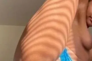 😝 My Squirting pussy 💦 wants to ride n suck dick 🥰🥰 - Image 1
