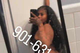 lets Play OUTCALLS ONLY AND FT SHOWS available 🍑💦💞 - Image 2