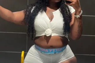 lets Play OUTCALLS ONLY AND FT SHOWS available 🍑💦💞 - Image 3
