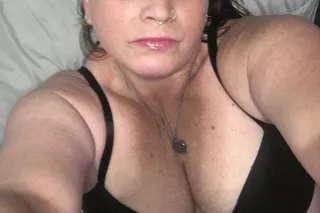 🫦👅🫦👅💋$40 QV CUM LET ME WORM YOU UP BABY Doing a special right $40 for a quick visit 💋👅💋 Looking Forward To Your Text🫦👅💋.Don't miss out - Image 5