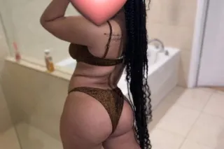 OUTCALL ONLY! Here to satisfy your wants and needs🥰💦 Cum have some fun papi💦💕🇭🇹 - Image 1