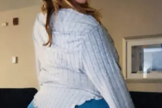 BBW Big Booty PAWG MILF Snow Bunny Gamer - Image 7