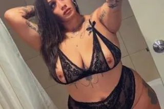 Cum get your rocks off with ROXXXI - Image 7
