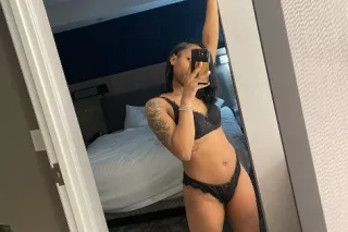 Fun Slut😈Pretty n Petite😍 - 20 - Image 2