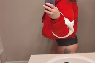 sweet sexy bootyful girl next door - Image 2