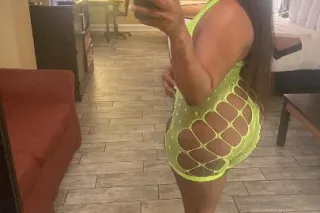New Ebony Bombshell The Full P... - Image 1