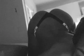 petite slut 😍 carplay only - 2... - Image 1