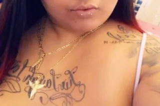 Daddy I am available💦Sexy Quee... - Image 3