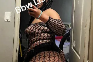 😋😋😋🤤 WET m0uthFULL 🫠😋 mmmmmm 👌... - Image 1