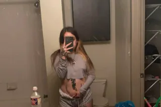AUTHENTIC GIRL NEXT DOOR 💕 - Image 5