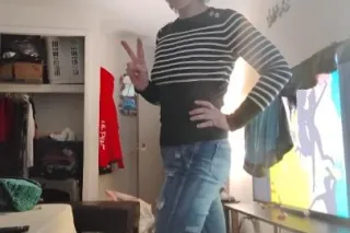 $35 live shower n stretch w/household items - Image 10