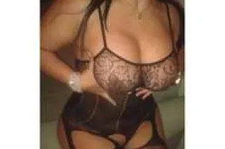 GORGEOUS MATURE EAST INDIAN VI... - Image 1