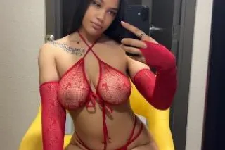 NEW IN TOWN💦 hmu for my rating... - Image 2