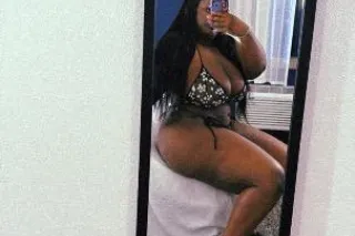 BIG BOOTY 🍑👅MS GOOD PUSSY🎀😻💦GI... - Image 2