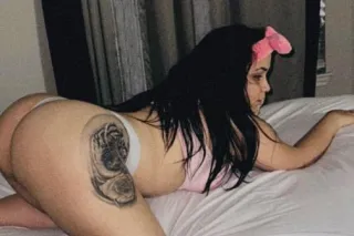 chica latina - 24 - Image 1