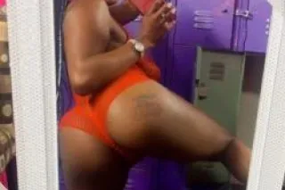 wassup Deep throat queen ready... - Image 4