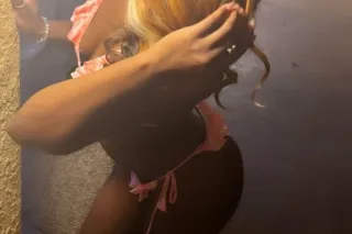 Deals , deals 😍🥰 come get private dances - Image 6