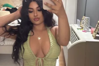 🔥💥Hot and Juicy Latina Mami✨Th... - Image 1