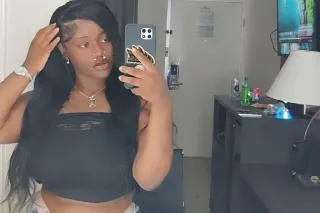 𝒞𝐻🍑𝒞𝐿𝒜𝒯𝐸🎀𝕿𝖍𝖎𝖈𝖐 ,BIG TITTIES 🫦𝓖... - Image 2