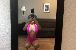 Petite Busty Upscale Companion🥰💎 - Image 6