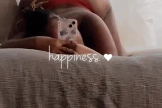 a squirter and creamer that gi... - Image 3