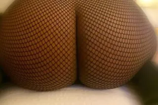 TIGHT, WET & SEXY WAITING FOR ... - Image 4