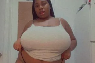 COME SEE ME🤭 - 22 - Image 1