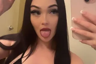 PRETTY PETITE TREAT READY TO MEET🍭 💕100% REAL WHITE GIRL ✔ INCALL OR OUTCALL 💌 LIMITED TIME ONLY 💦🥵 - Image 6
