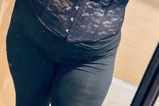 tall yellow bbw baddie 😻☀🦵🦵 - Image 3