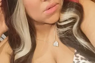 WET PUSSY WEDNESDAY🥰💦CHECK OUT... - Image 3