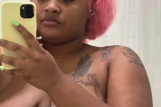 Thick LightBright 💦 🍆😩 Lookin ... - Image 4
