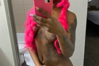 soaking 💦🥰💦💦 - Image 5