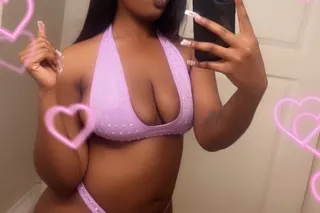 chocolate baddie in town🚨🚨 - 2... - Image 1