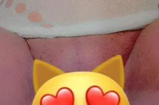 SUPER FAT WET KITTY 💋 - Image 2