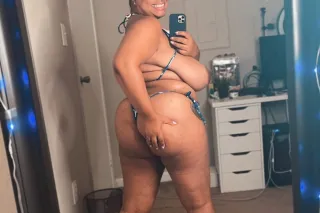 I'm bbw Yesmin back in town ✅$50 deposit must for all appointments💖Two girl special💋Available for 🎀Incall/Outcall and Car call/Hotel Fun Provide VIP Service🌲 - Image 2