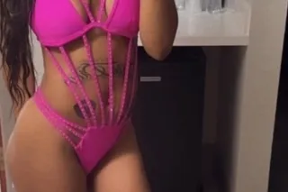 🍭N e w Big Booty Light Skin🔥🌴F... - Image 4