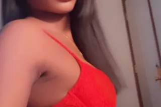 Back in town till saturday💋 - Image 1