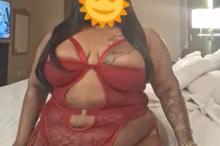 Big Brown Azz Wet pussy😝💦💦💦💦 W... - Image 1