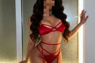 I am available incall and outcall - Image 2