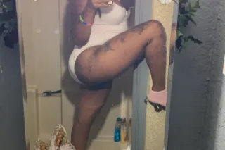 Dam Bae Come fuck Me 💦Stop Gettin Cat-Fish - Image 5