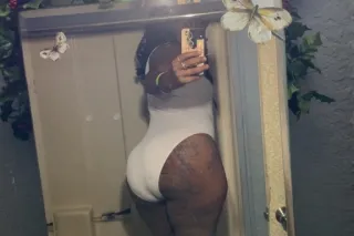Dam Bae Come fuck Me 💦Stop Get... - Image 1