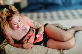 Bottom right hand corner of most pictures time and date!! No Catfish here!! independent,No drama zone!! clean ,safe atmosphere!❤ Guaranteed satisfaction or all money back!!💦🍓💋 - Image 7