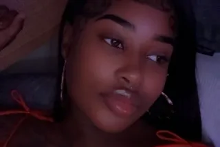 OUTCALLS ONLY come get in this slippery when wet , come hang with a bad bitch clean and ready pretty and wet and gushy - Image 2