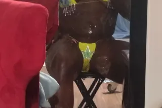 COME PLAY 😜😜😜💕💦😋🍫🍫 - Image 2