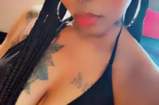 ⭐🫦💄 Ghetto Gagger Video Girl ⭐... - Image 4