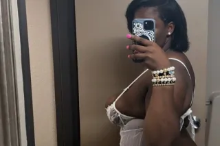 Whats up Im here in town ready... - Image 1